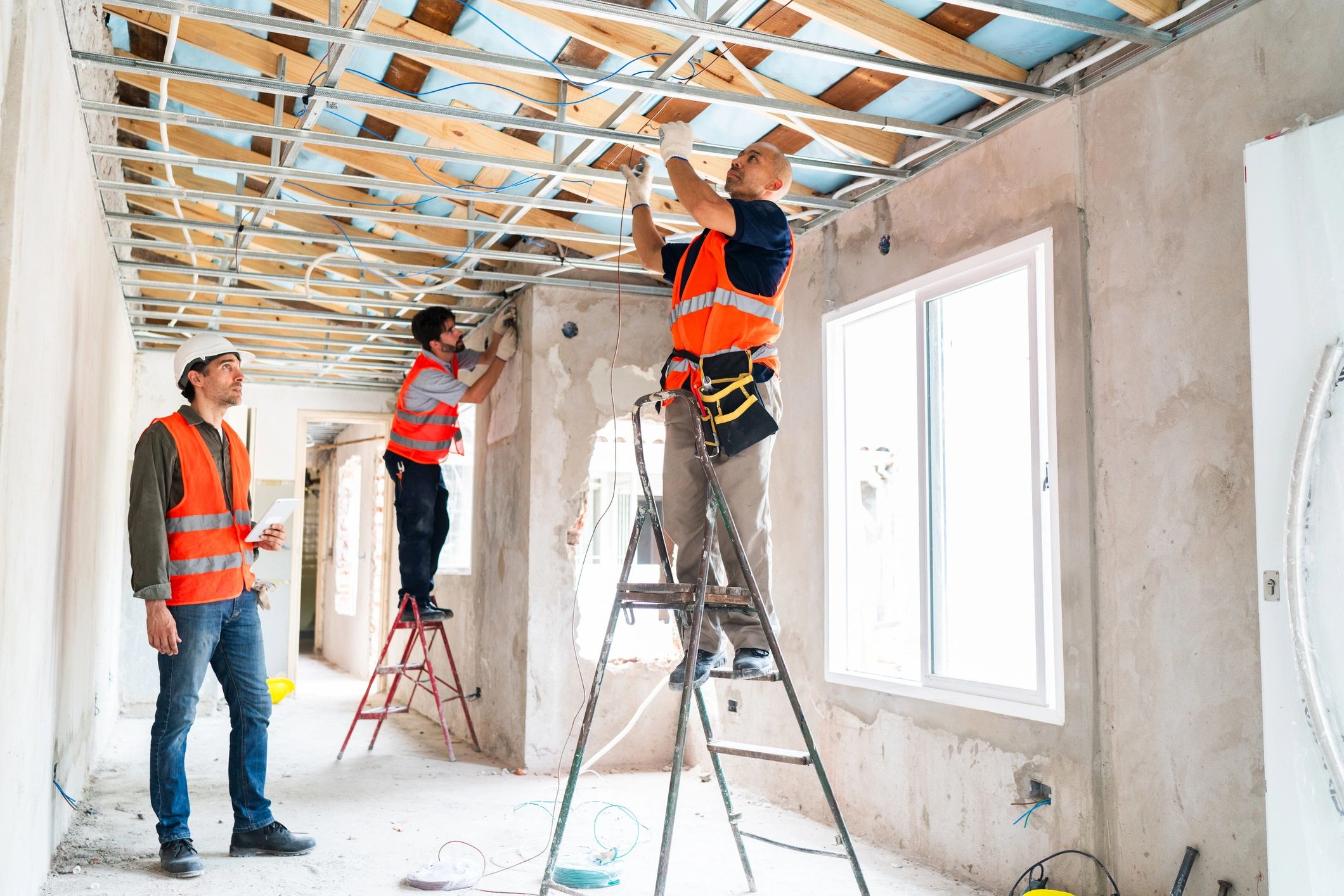 alt="Eskişehir elektrikçi sigorta değişimi"
alt="Eskişehir uydu servisi çanak anten ayarı"
alt="Tepebaşı elektrikçi priz tamiri"
